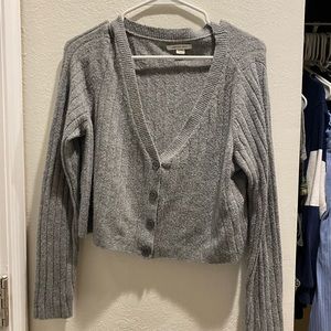 American Eagle Grey Sweater